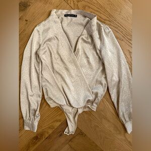 Abercrombie & Fitch | Satin Long-sleeve Bodysuit | XS